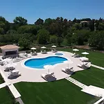 Santos Holidays Apartahotel 3*