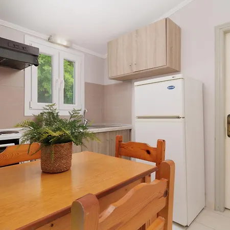 Santos Holidays Dassia (Corfu)